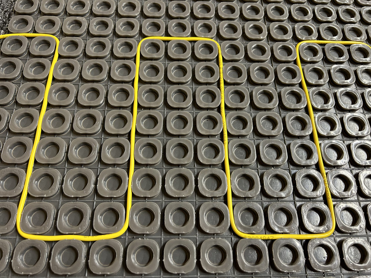 Amber Heating Loose Lay Heating Cables. FOR PRIMARY HEATING. (2.3m Cold Tail Length) Choice of Cable Length