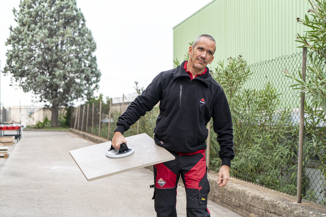 Rubi GSC 200 Grey Heavy Duty Suction Cup With Pump For Rough Surfaces 21951